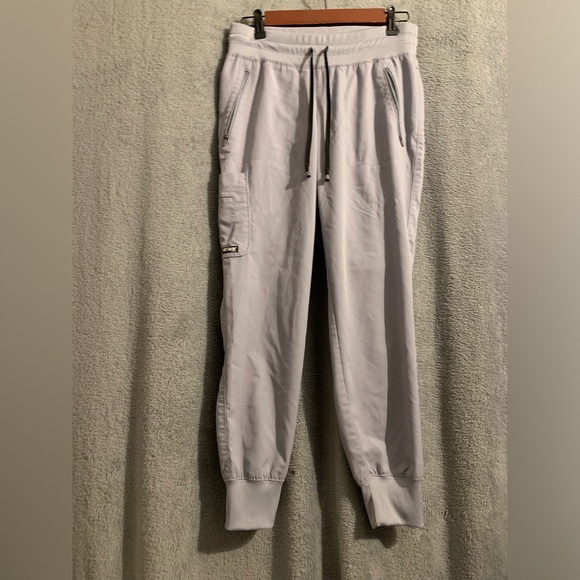 Grey’s Anatomy Gray size extra small scrubs women’s lots of pockets - Picture 3 of 8